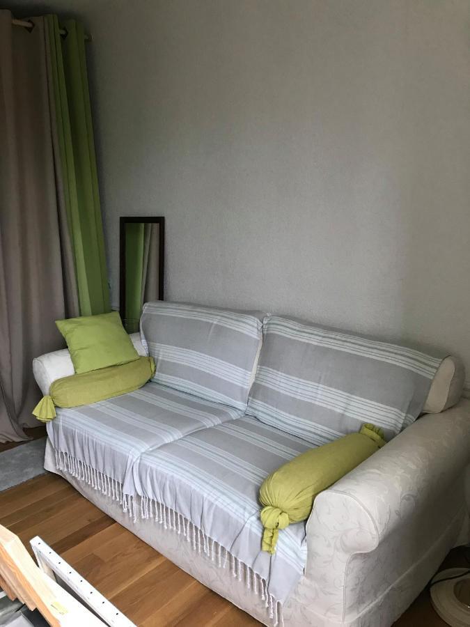L'Atelier De Jocelyne Apartment Бьозвил Екстериор снимка
