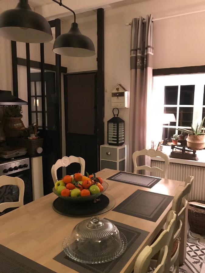 L'Atelier De Jocelyne Apartment Бьозвил Екстериор снимка
